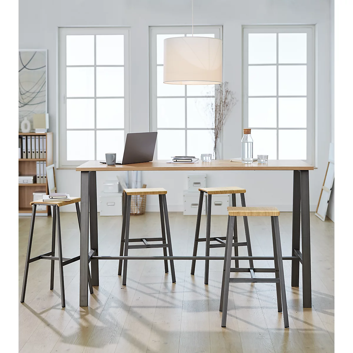 Barhocker Meeting Point, Industriedesign, Eiche-Echtholz Furnier, Rohstahlbeine, Sitzhöhe 770 Mm, 2 Stück 3 Barhocker Meeting Point, Industriedesign, Eiche-Echtholz Furnier, Rohstahlbeine, Sitzhöhe 770 Mm, 2 Stück – Bild 3