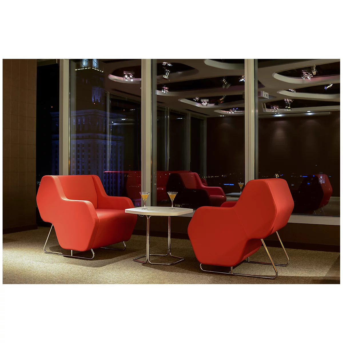 Lounge FORUM Ein-Sitzer Mit Niedriger Rückenlehne Und Armlehnen 6 Lounge FORUM Ein-Sitzer Mit Niedriger Rückenlehne Und Armlehnen – Bild 6