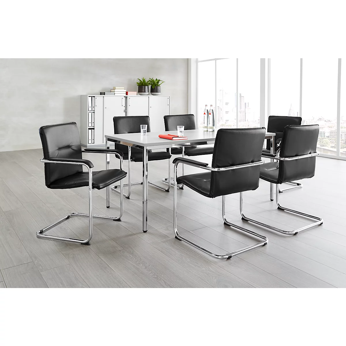 Sparset Freischwinger Rumba, Bezug Kunstleder Schwarz, Sitzmaße B 490 X T 430 X H 470 Mm, 6 Stück + Konferenztisch, Lichtgrau, B 1600 X T 800 X H 720 Mm 2 Sparset Freischwinger Rumba, Bezug Kunstleder Schwarz, Sitzmaße B 490 X T 430 X H 470 Mm, 6 Stück + Konferenztisch, Lichtgrau, B 1600 X T 800 X H 720 Mm – Bild 2